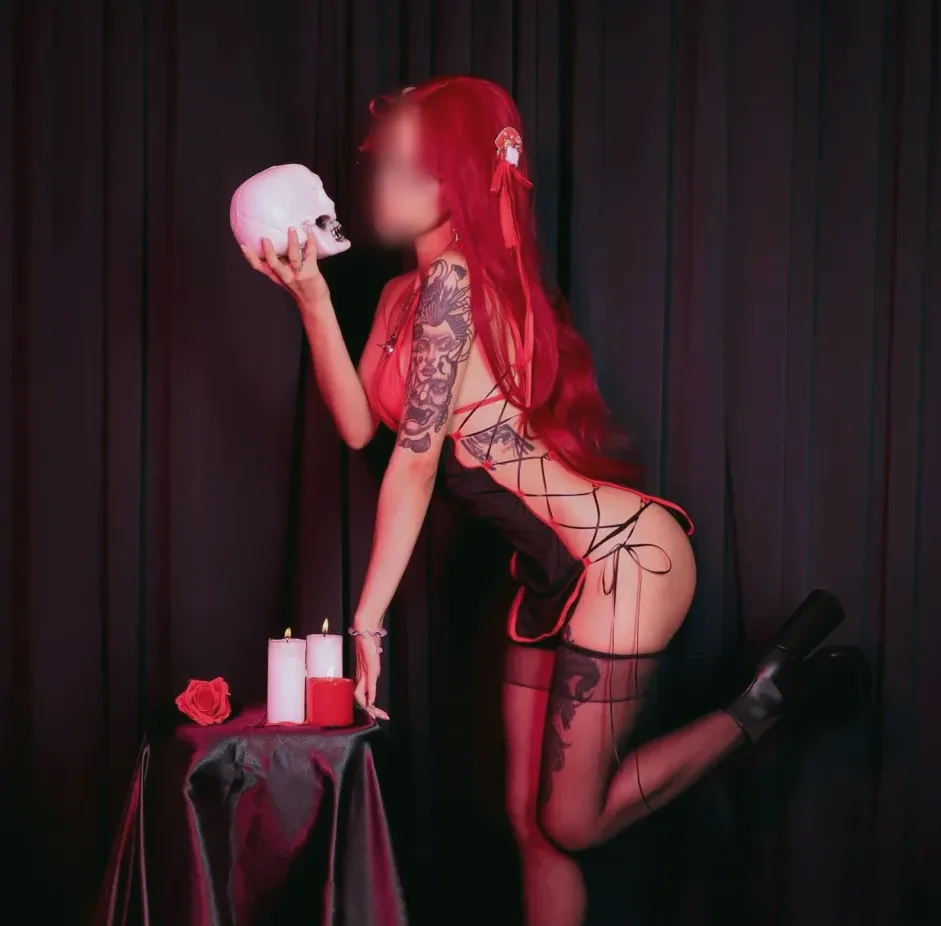 Celina, 23