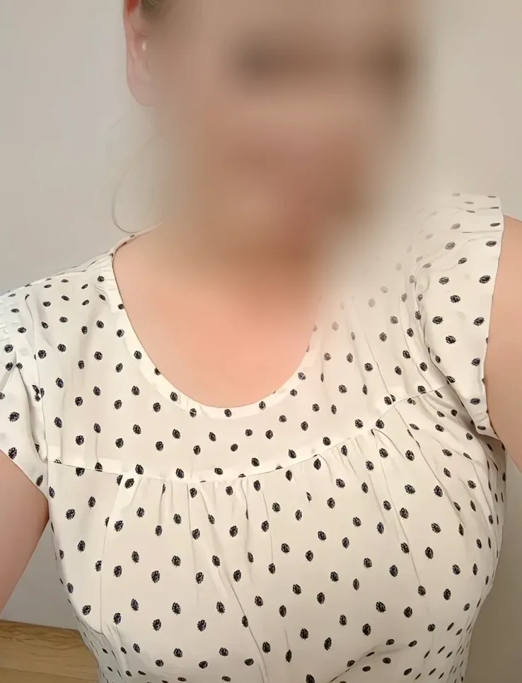 Jasmin, 21