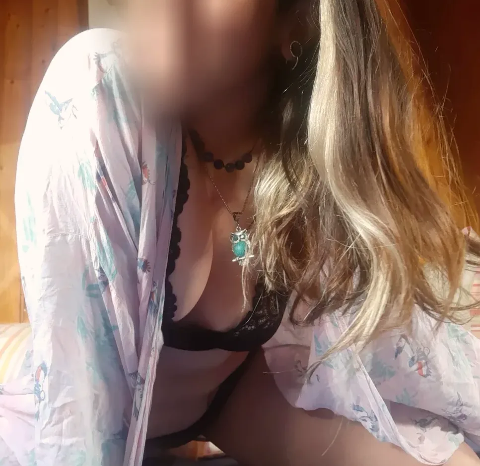 Yvonne, 33
